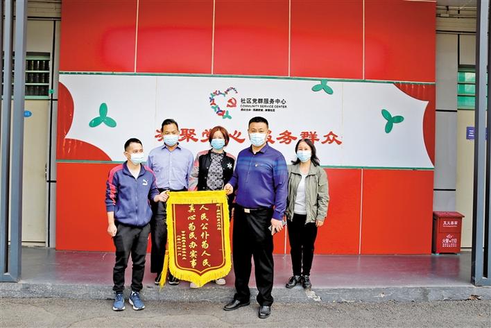 正规博彩平台区梅观创新产业走廊观澜片区提前一个月完成清租交房工作