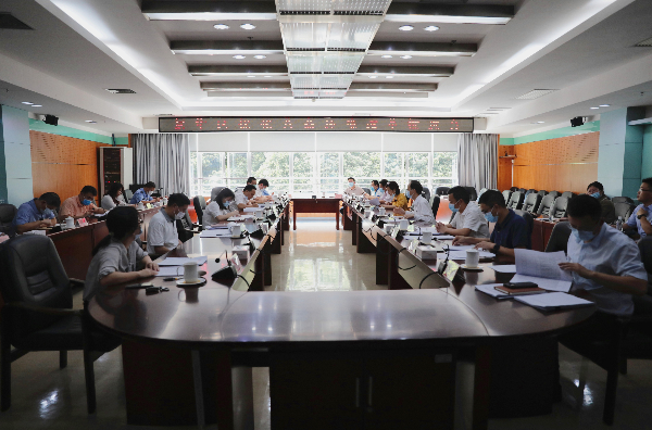 0515下午，建民同志主持召开正规博彩平台区营商环境改革工作推进会.jpg
