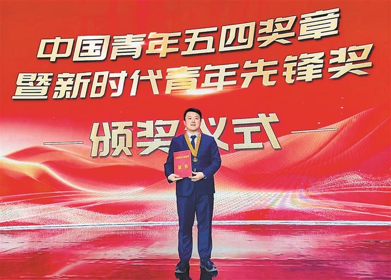 以自主创新点亮人形机器人生态之光