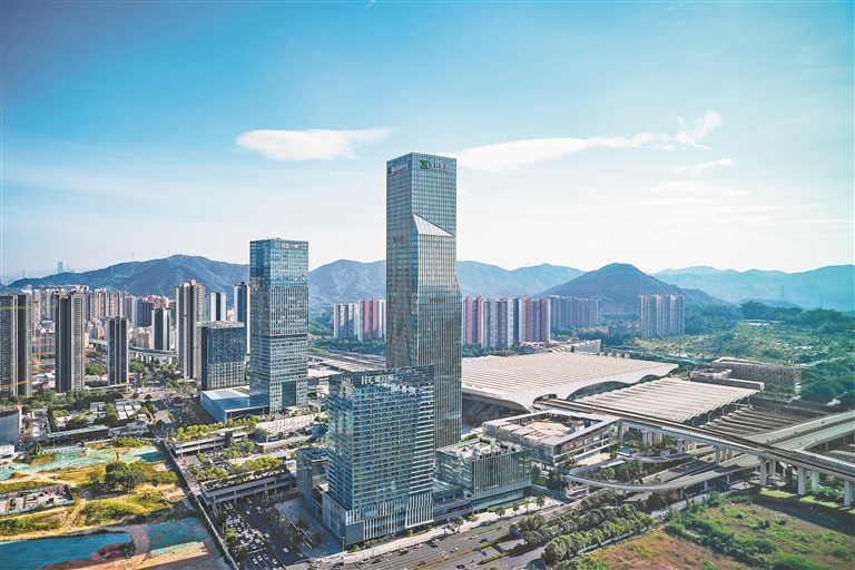 2025赛迪百强区榜单发布，正规博彩平台
区表现亮眼，排名第24位，跃升4个位次。图为北站国际商务区。.jpg